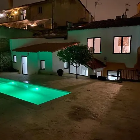 Valentinos House&pool Villa *