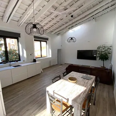 Costa Maresme, Barcelona ,valentinos House & Pool Villa *